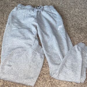 grey nike joggers